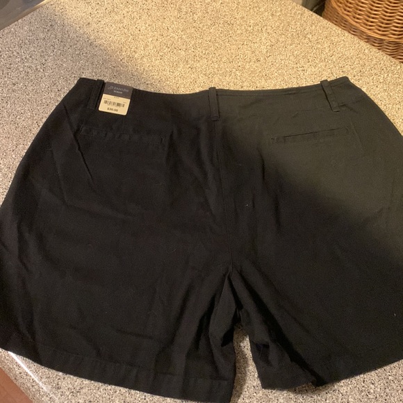 St John's Bay Women's Bermuda Shorts 20W Mid Rise 100% cotton Black 4pockets NWT - Picture 2 of 11